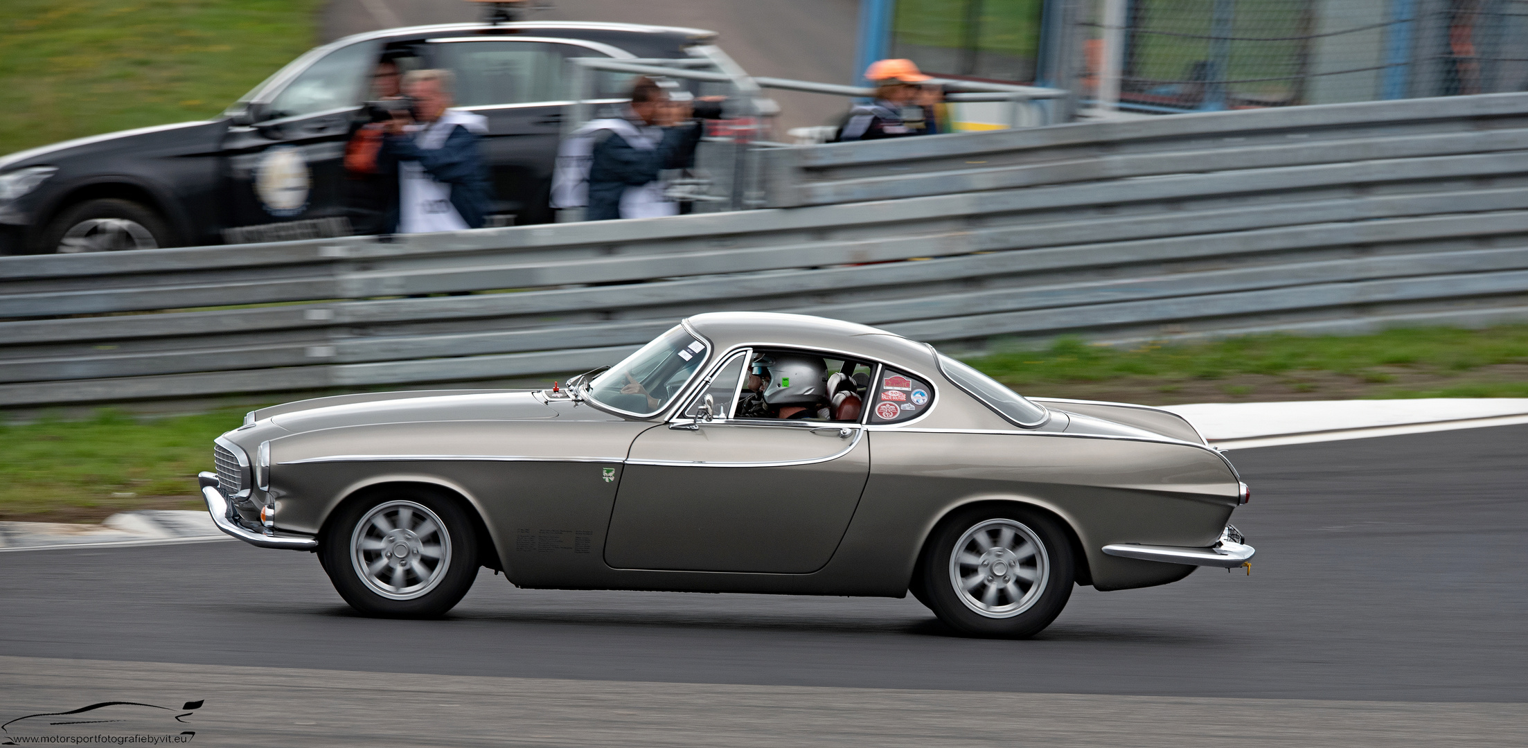 Volvo P1800 