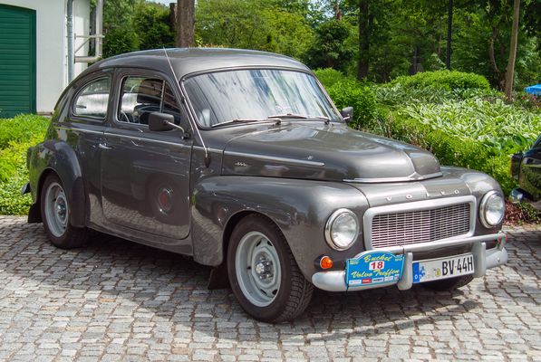Volvo P544