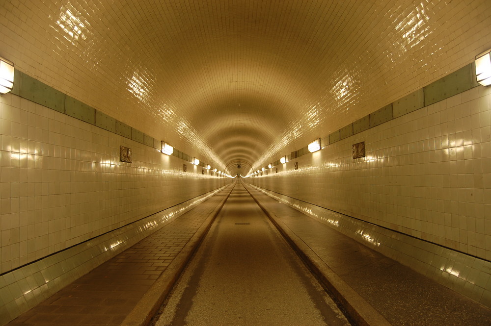 Vom Alten Elbtunnel (2)