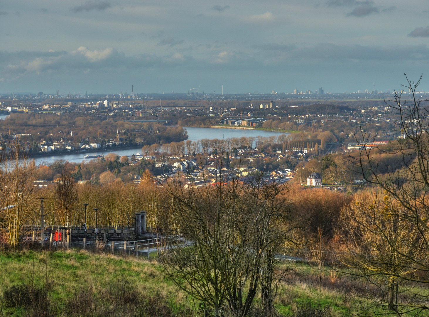 ... vom Aufstieg zum Drachenfels nach Norden