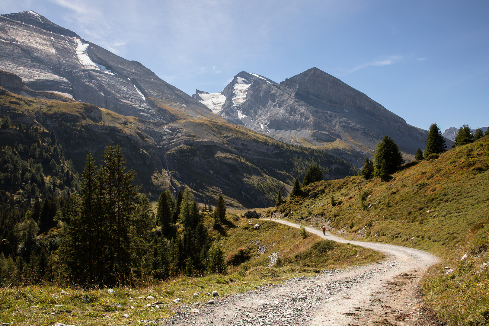 Vom Berner Oberland ins Wallis