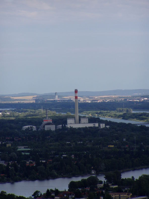 Vom Donauturm zum Controltower Schwechat