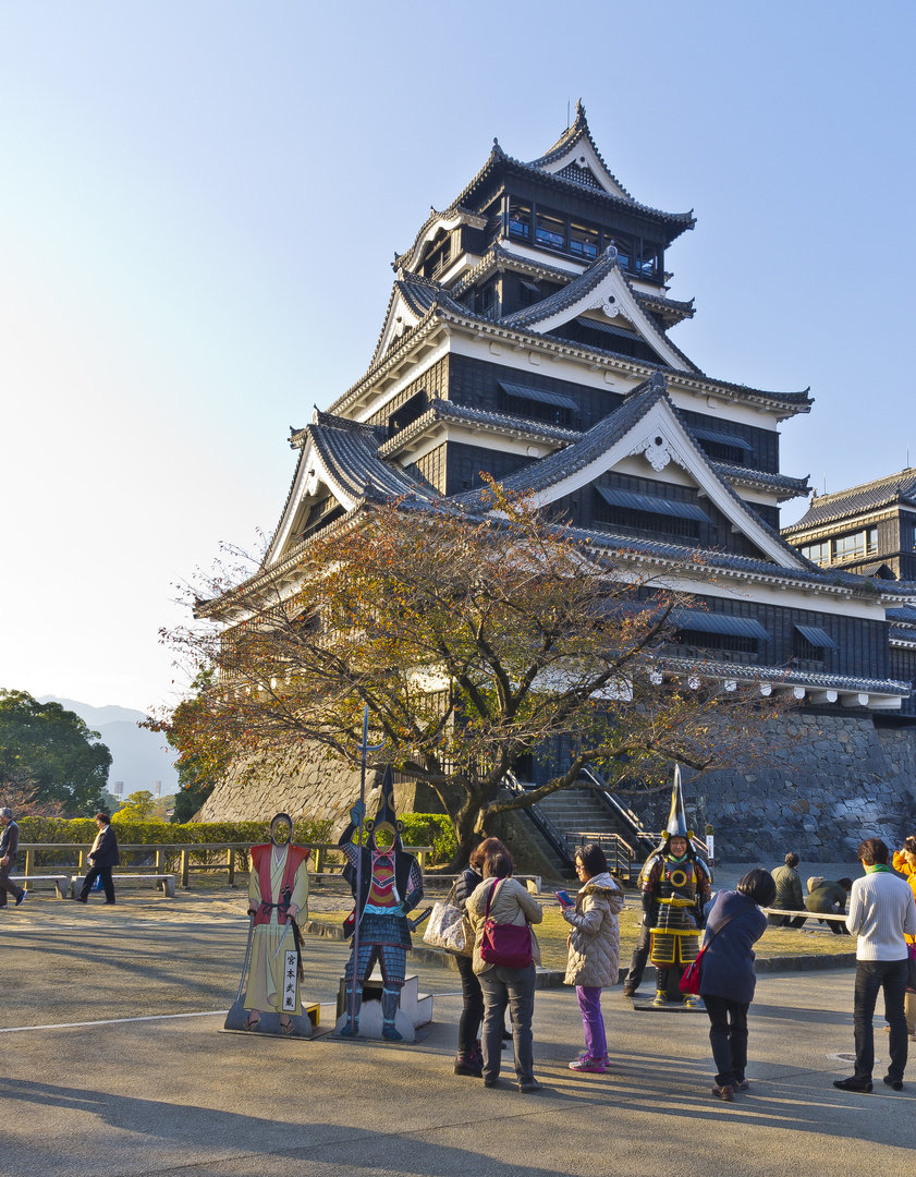 Vom Erdbeben zerstört. Schloss in Kumamoto