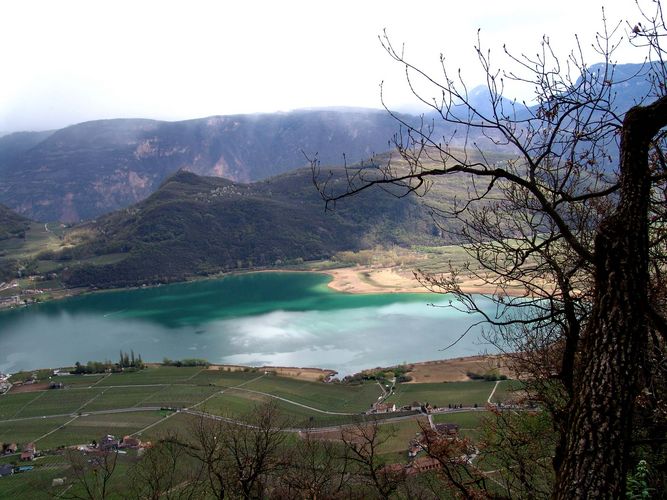 Vom Friedensweg auf den Kalterersee