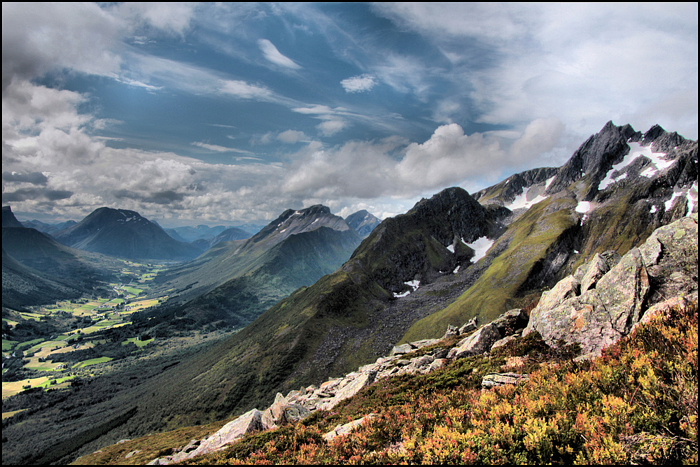 VOM GLÜCK DES WANDERERS