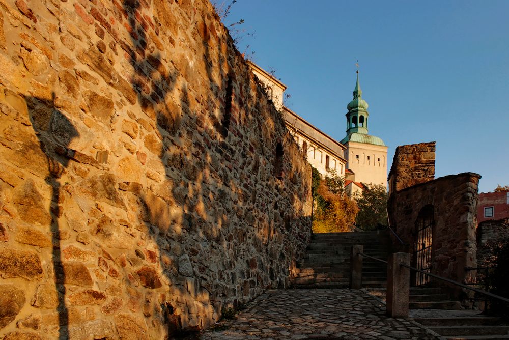 vom hexenhaus zur burg