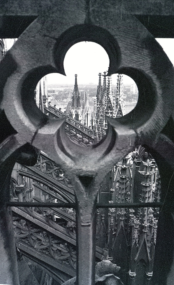 Vom Kölner Dom Richtung Hohenzollernbrücke (1986)