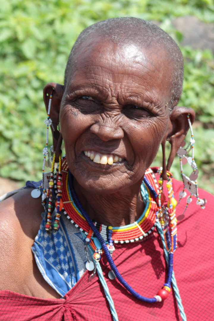 Vom Leben gezeichnet, Masai-Frau in Kenia