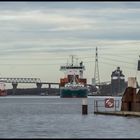 Vom Nord  - Ostsee - Kanal in die Schleusenanlage Brunsbüttel