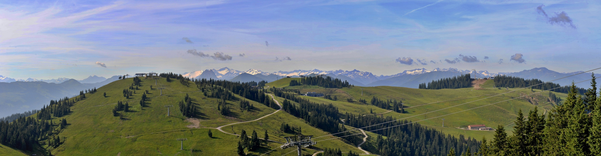 Vom Panoramaweg: Blick auf Hohe Tauern und Zillertaler Alpen