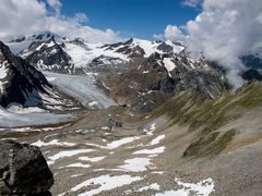 Vom Pitztaler Jöchl ins Land geschaut