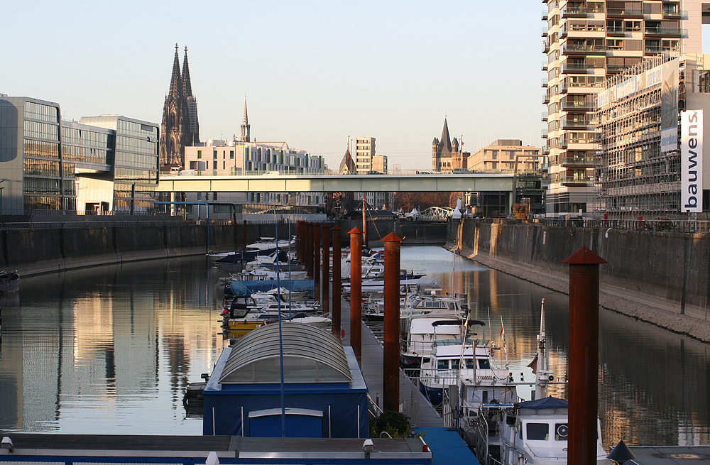 Vom Rheinauhafen Richtung Kölner Dom (13) (29.11.2011)