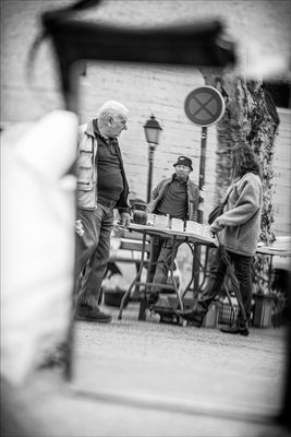 vom schauen und vom nicht verkaufen.