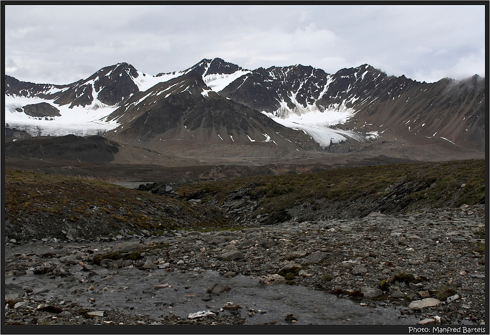 Vom Schmelzwasser der Gletscher ausgewaschen..