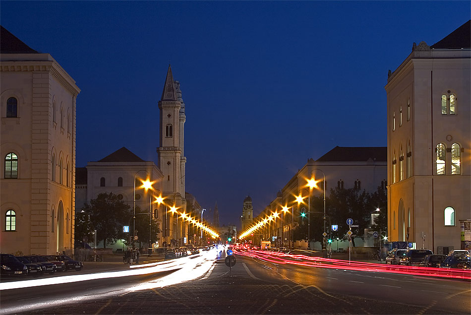 Vom Siegestor Richtung Feldherrnhalle