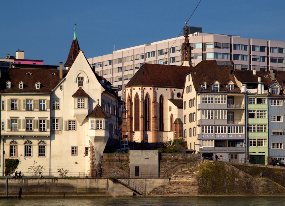 Vom unteren Rheinweg Basel aus