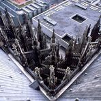 Vom Vierungsturm des Kölner Doms 90° nach unten fotografiert