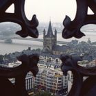 Vom Vierungsturm Richtung Kirche Groß St.Martin+Deutzer Brücke