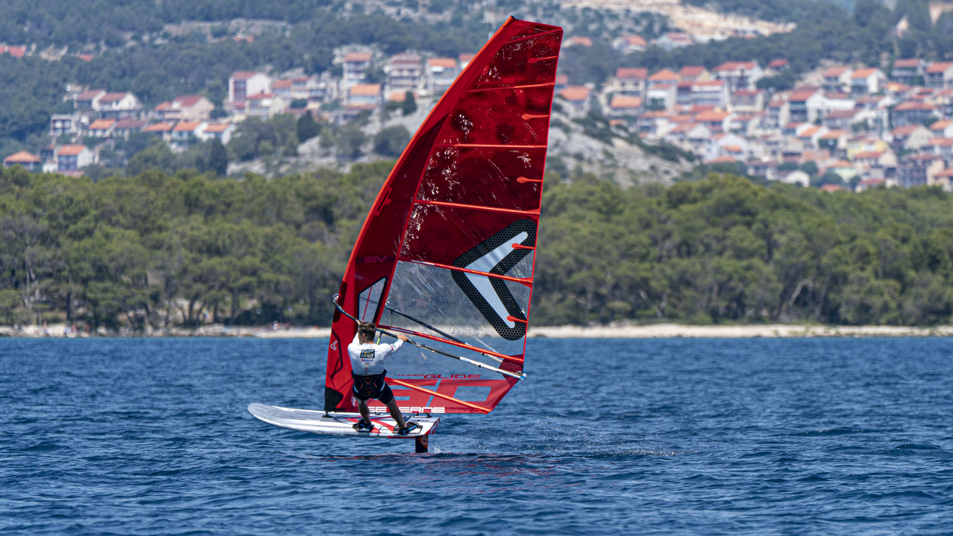 Vom Windsurfen zum Foil-Surfen