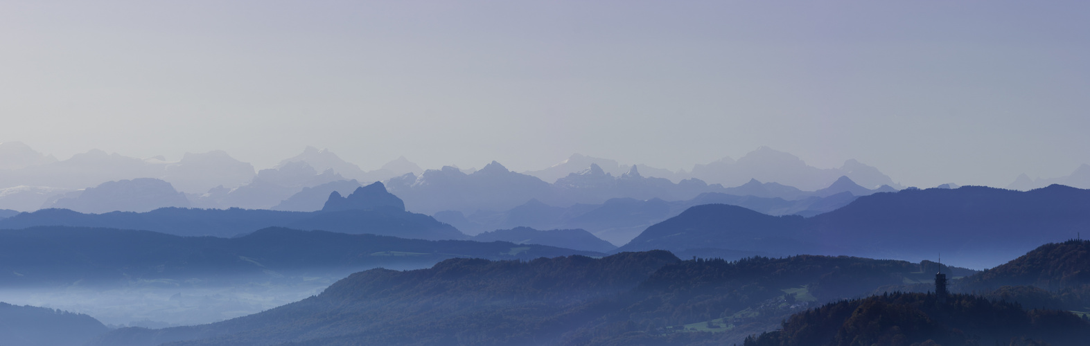 Von den Hügeln zu den Bergen