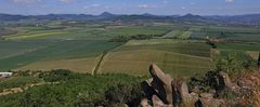 Von der 418m hohen Hazmburk (Hasenburg) sieht man im Norden ein Eindrucksvolles Panorama....