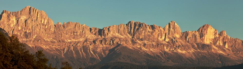 Von der Abendsonne angestrahlt