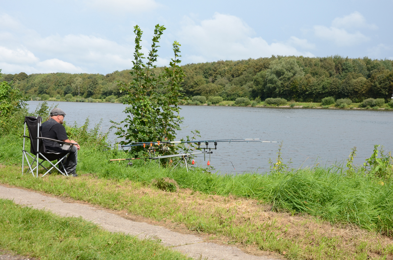 Von der Arbeit , sofort zum Kanal 