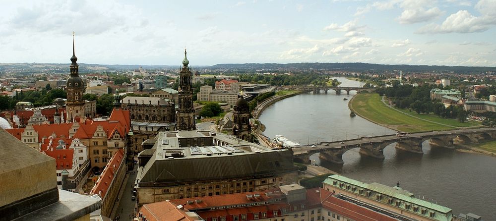 Von der Aussichtsplatform der Frauenkirche...