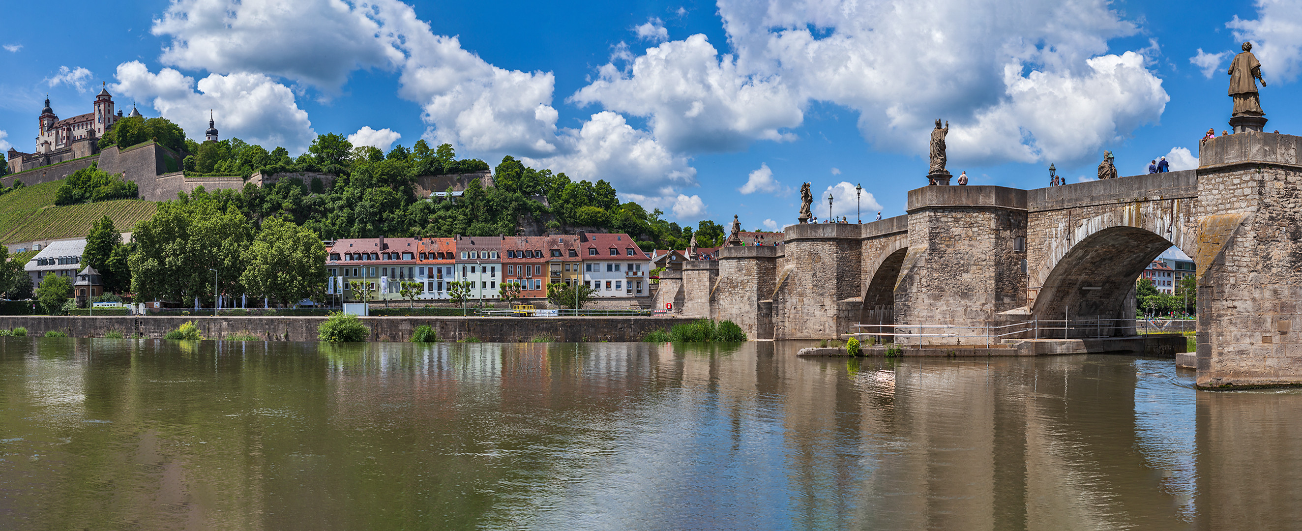 Von der Feste bis zur neuem Mainbrücke