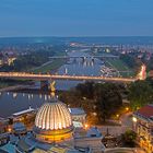 Von der Frauenkirche Dresden über die Zitronenpresse geschaut.