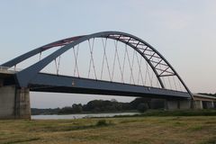 Von dieser Brücke .....