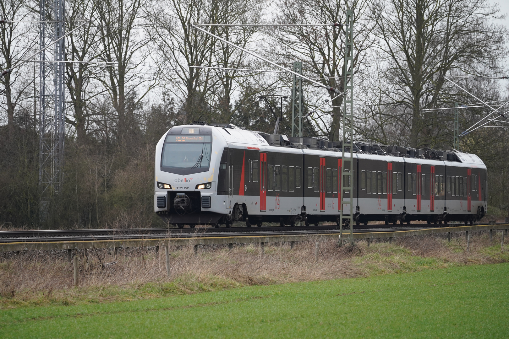 von Duisburg nach Emmerich und umgekehrt