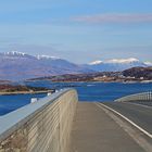 von nun an gehts bergab - auf der Skye-Bridge