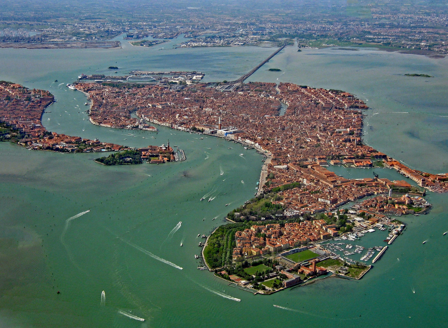 Von oben auf Venedig geschaut