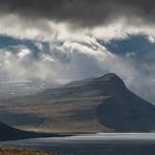 Von Regenwolken umhült