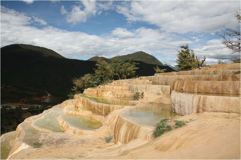 Von Shangrila zum Qomolangma - Die Farben der Erde