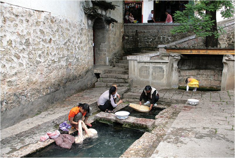 Von Shangrila zum Qomolangma - Lijiang - Three Pit Well