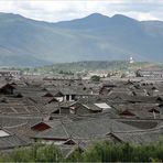 Von Shangrila zum Qomolangma - Ueber den Daechern von Lijiang