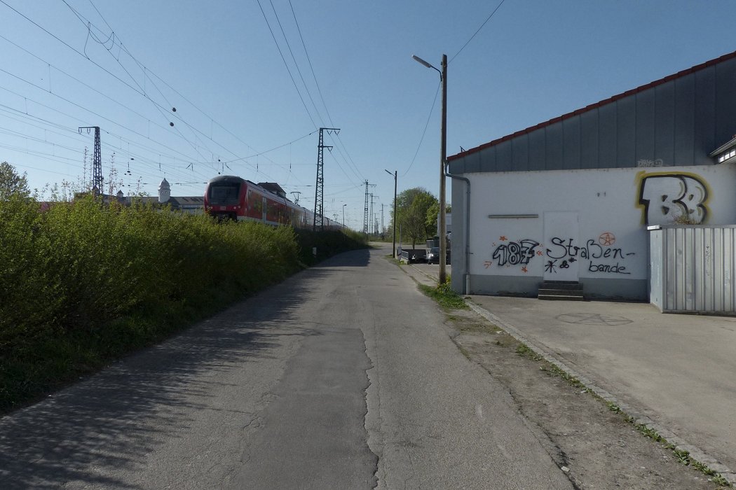 Von Straßenkämpfen und Pentagrammen [Bahnraum Augsburg]