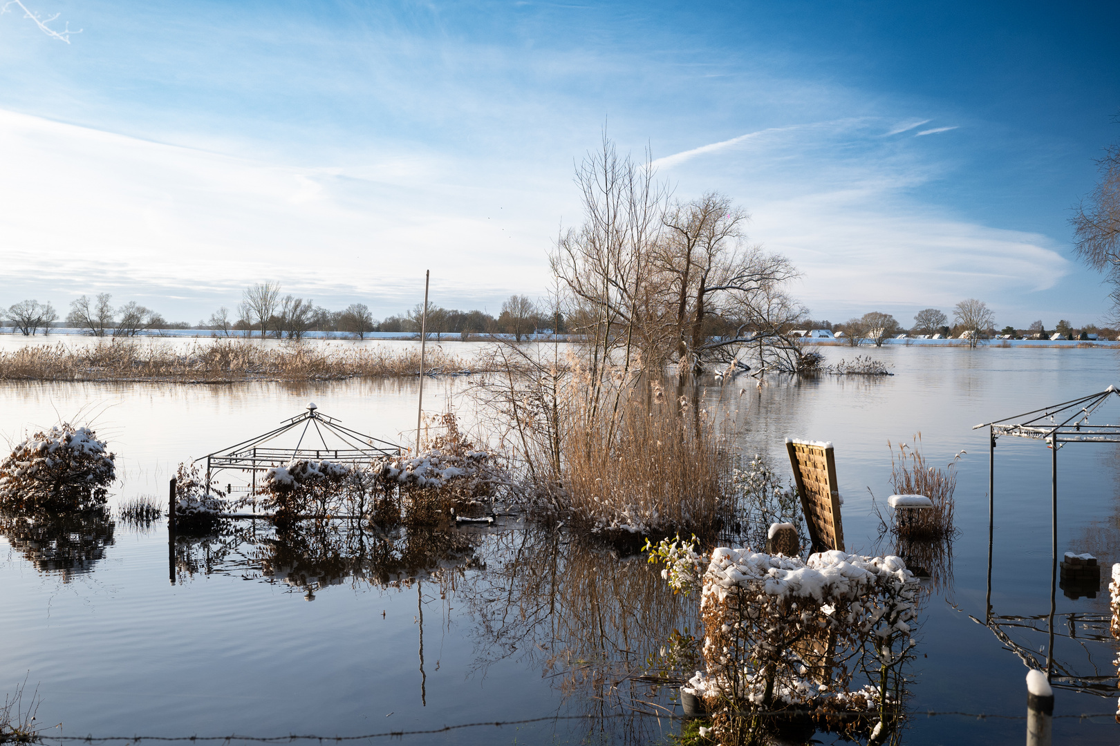 Von Tesperhude nach Lauenburg / Elbehochwasser