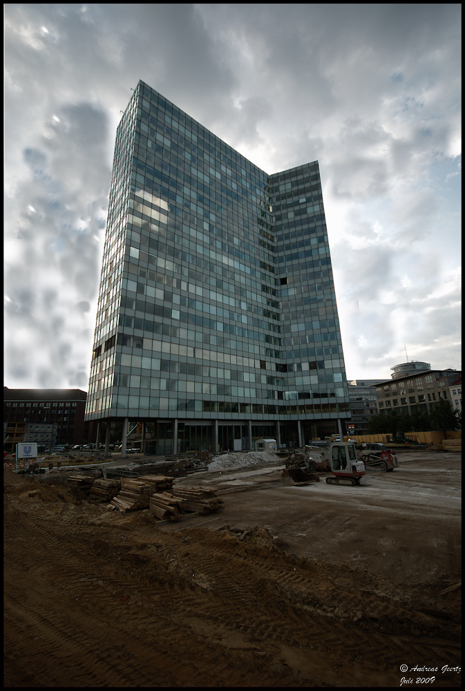 Von Unilever-Hochhaus zum Emporio Tower