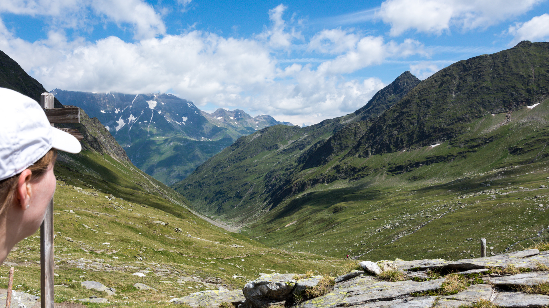 von unten im Tal kommen wir