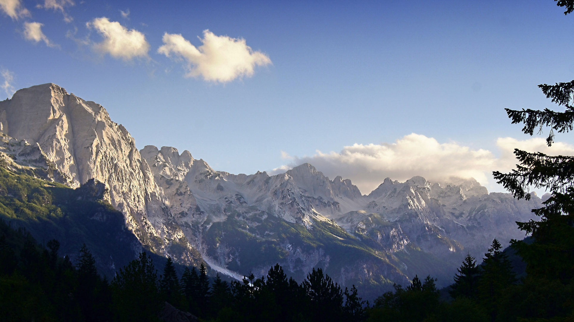 von Valbona nach oben