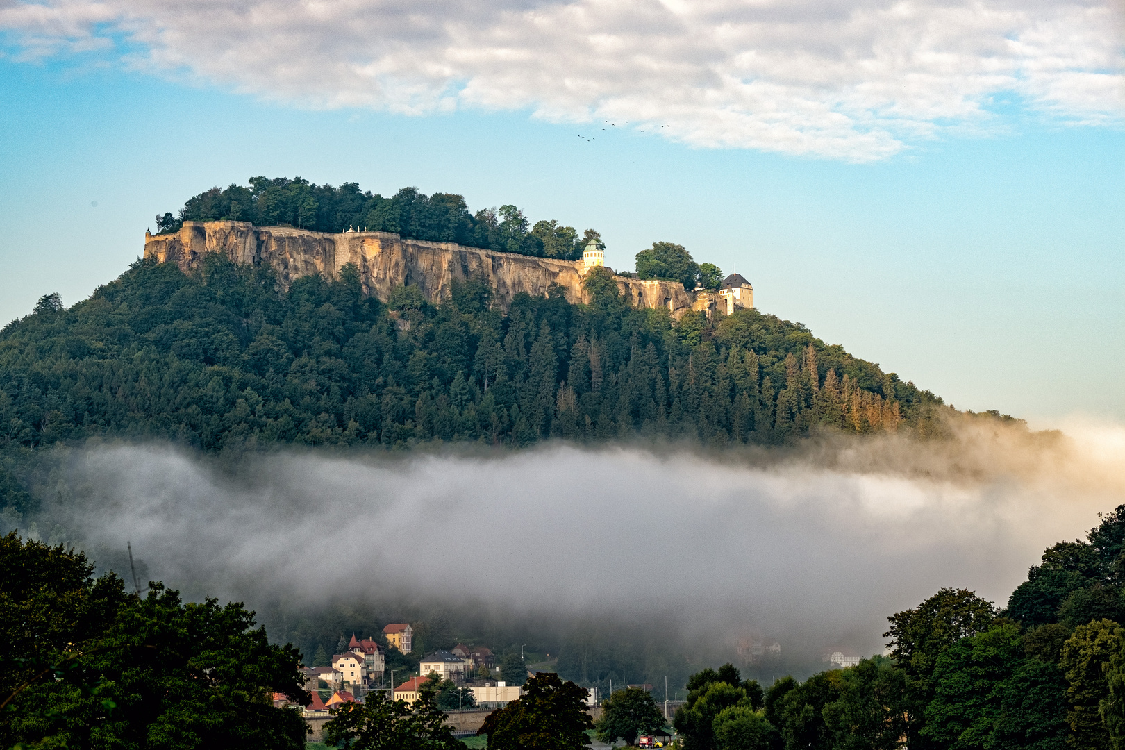 Von Wolken umhüllt