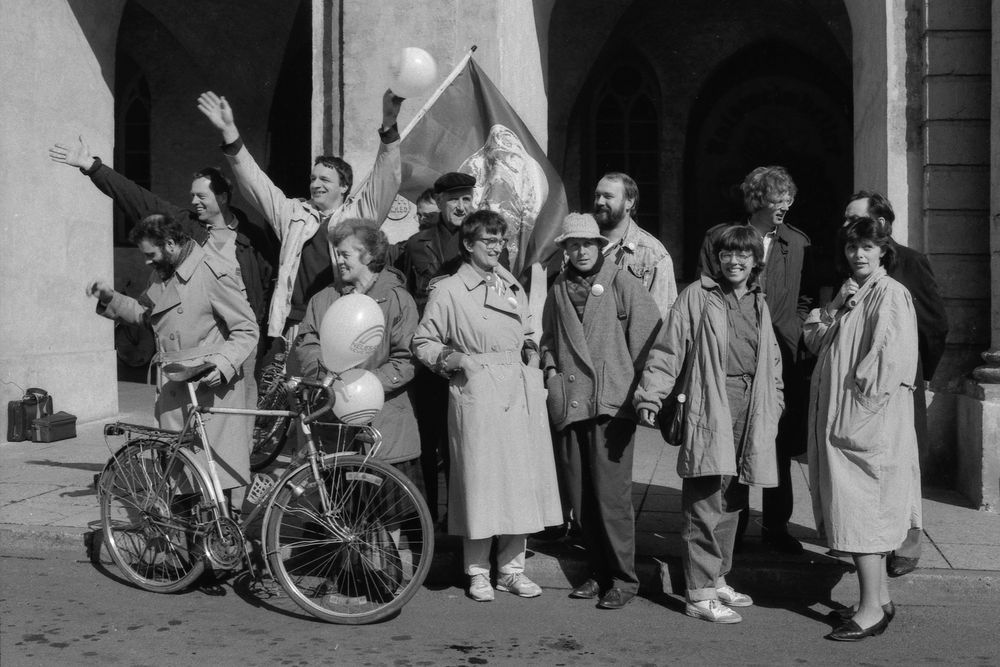 Vor 30 Jahren: OB Schleiff tritt in Rostock zurück