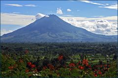 Vor 4 Wochen noch friedlich-Mt.Sinabung