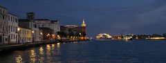 Vor Anker im Giudecca  Kanal - Venezia -