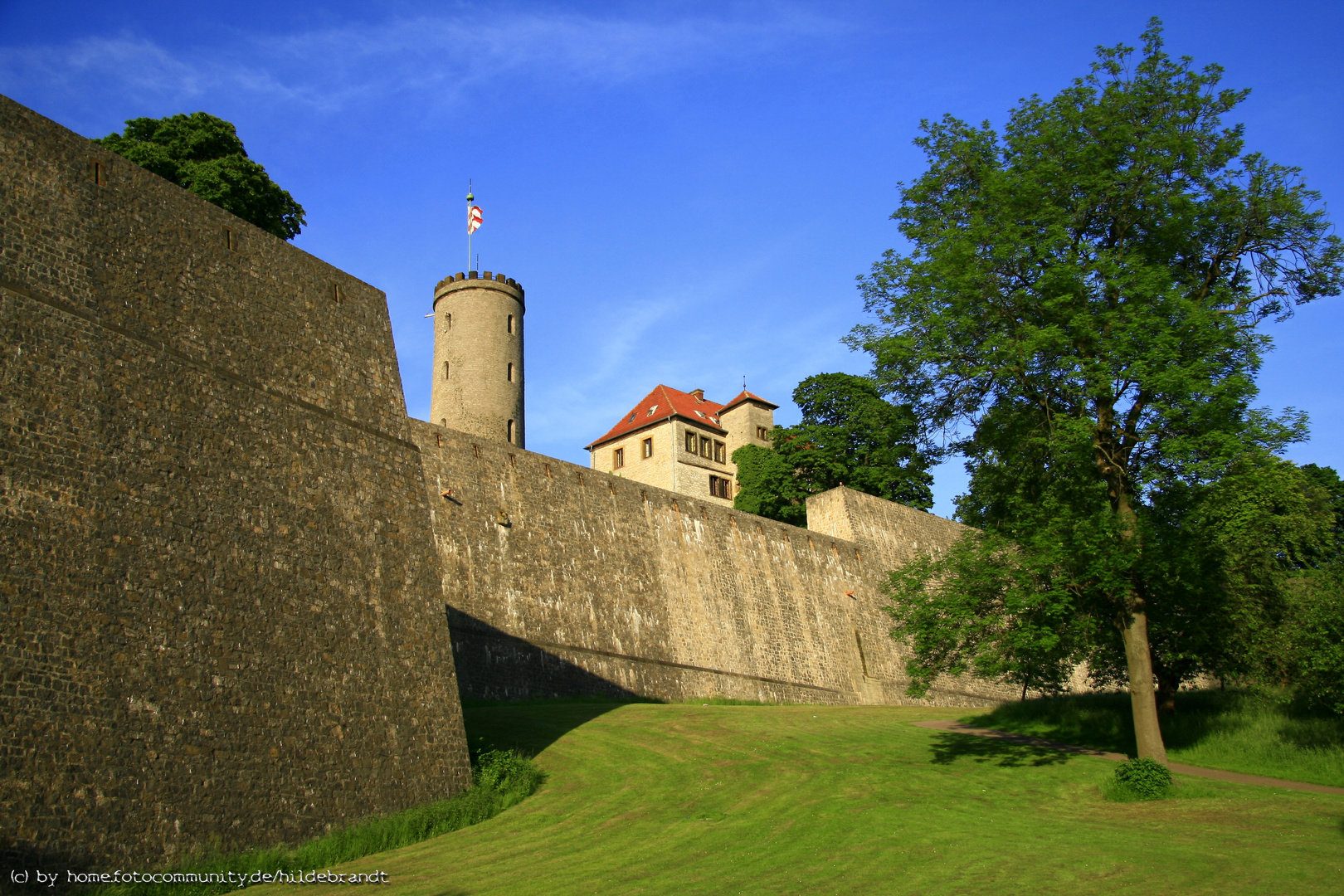 vor Burg Sparrenburg