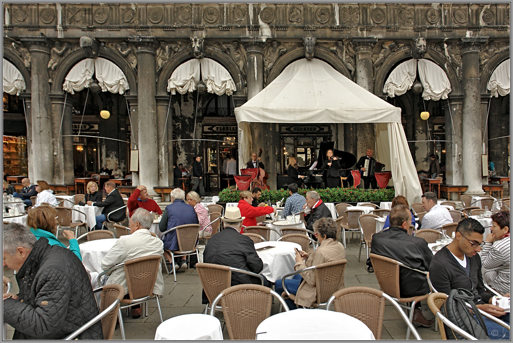 Vor Café Florian