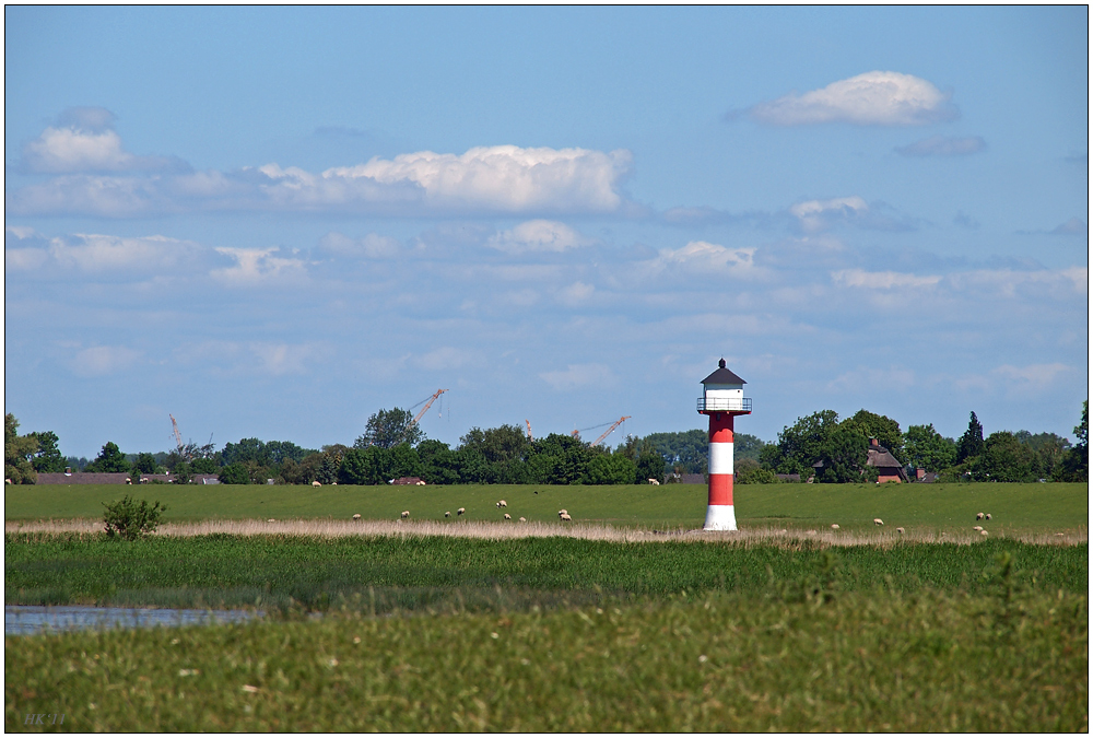 Vor dem Elbdeich